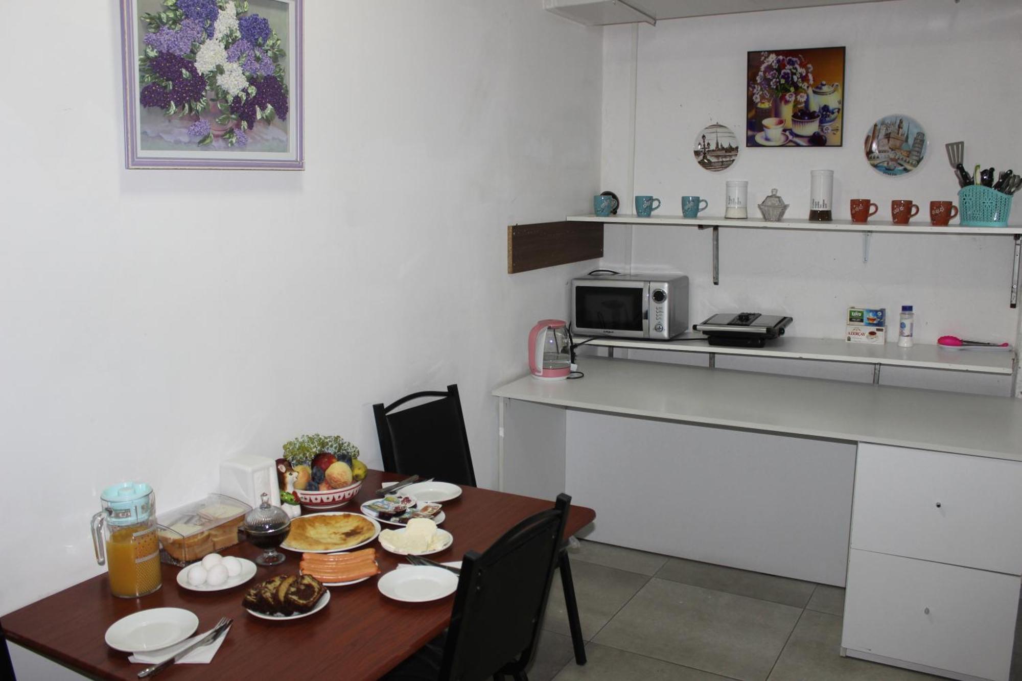 Hostel Near The Square Тбілісі Екстер'єр фото