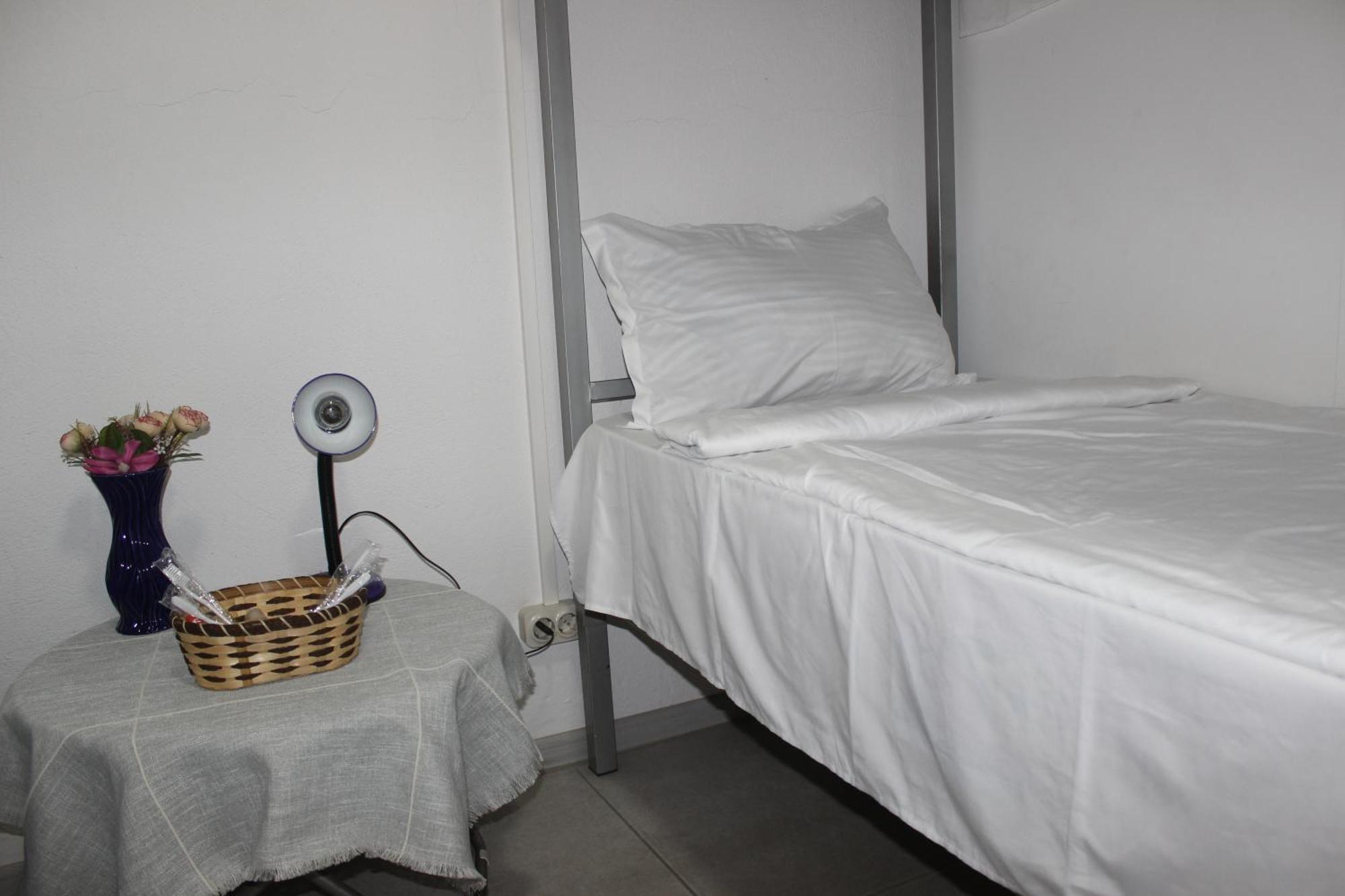 Hostel Near The Square Тбілісі Екстер'єр фото