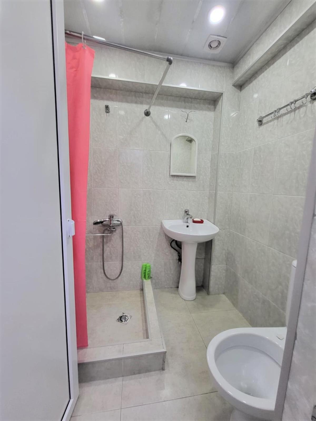 Hostel Near The Square Тбілісі Екстер'єр фото