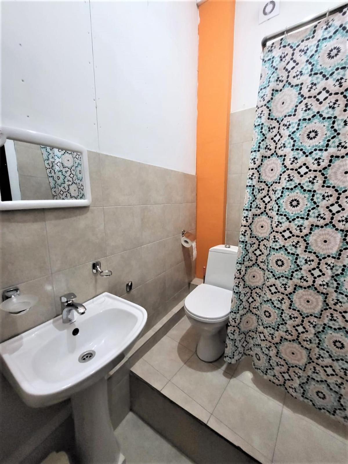 Hostel Near The Square Тбілісі Екстер'єр фото